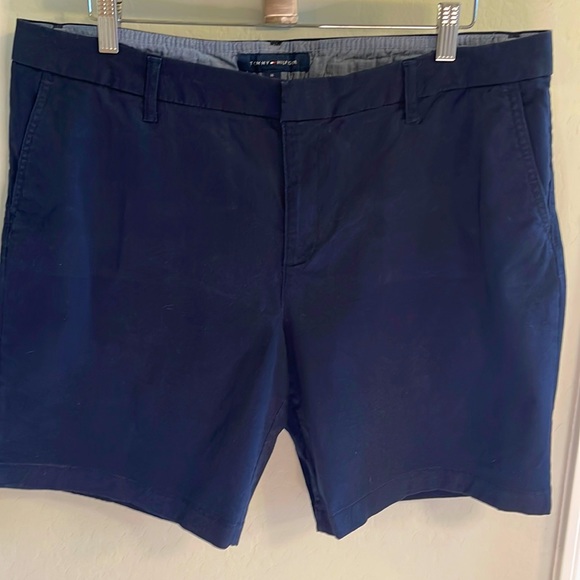 Tommy Hilfiger 9” Hollywood Bermuda short - Picture 1 of 3
